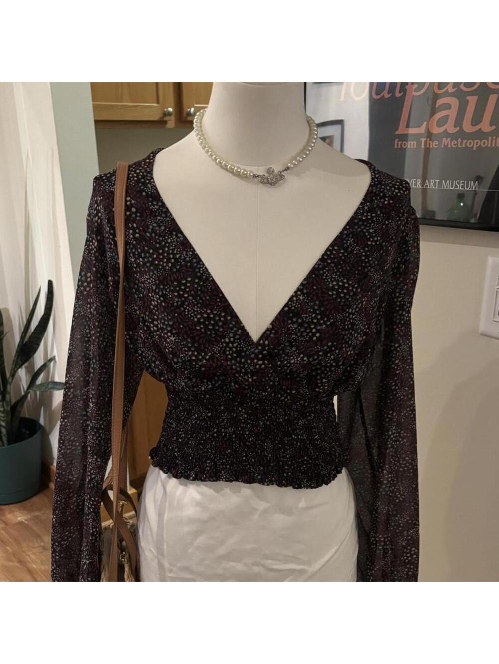 NWT Wilfred Aritzia Wistful Blouse Floral Smocked Sheer Romantic Top XS